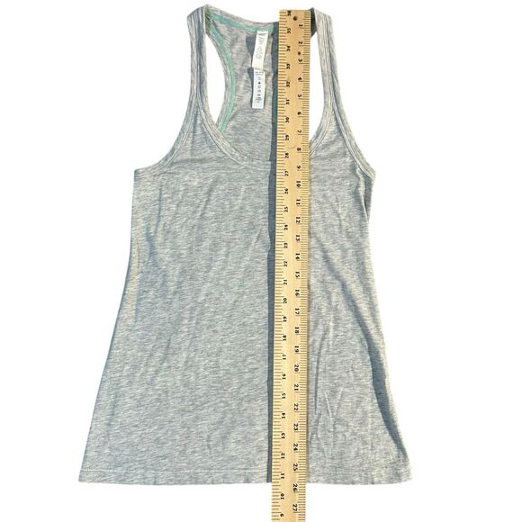 Lululemon Tank Top Womens Size 4 Heather Grey Pullover Racerback Lightweight - Picture 8 of 10